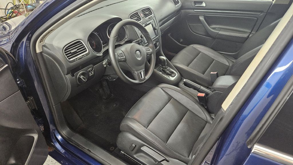 2011 Volkswagen Jetta Image 5