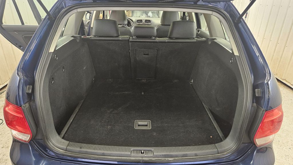 2011 Volkswagen Jetta Image 8