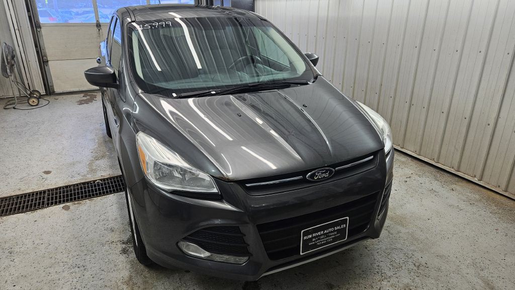 2015 Ford Escape Image 2