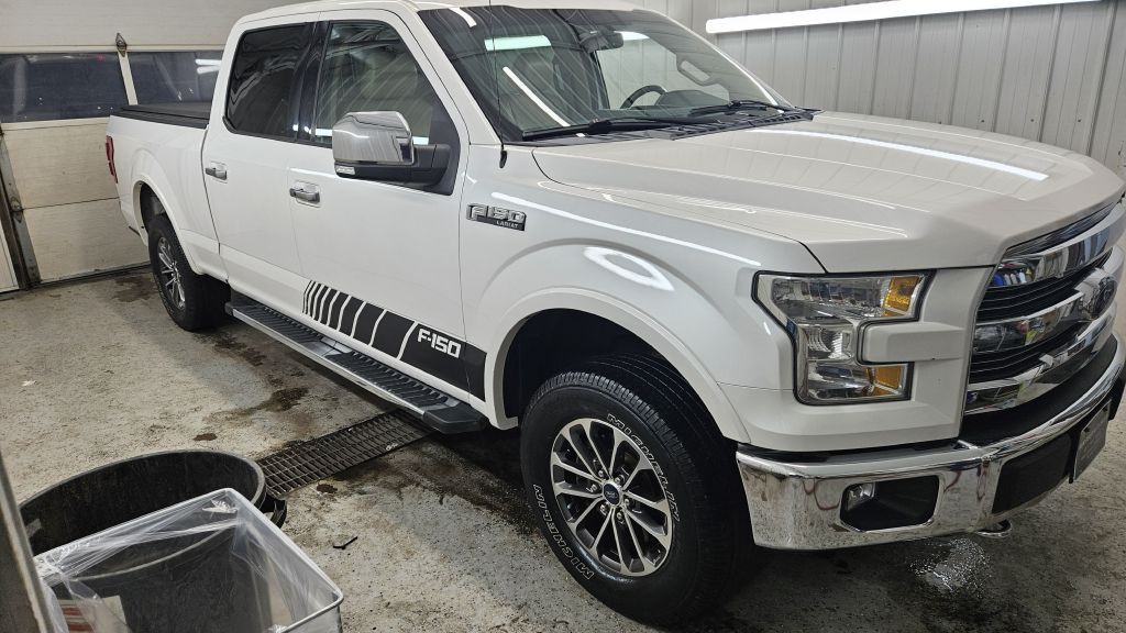 2015 Ford F-150 Image 3