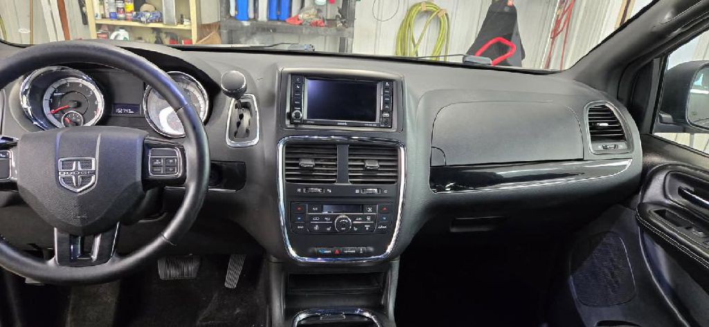 2016 Dodge Grand Caravan Image 7