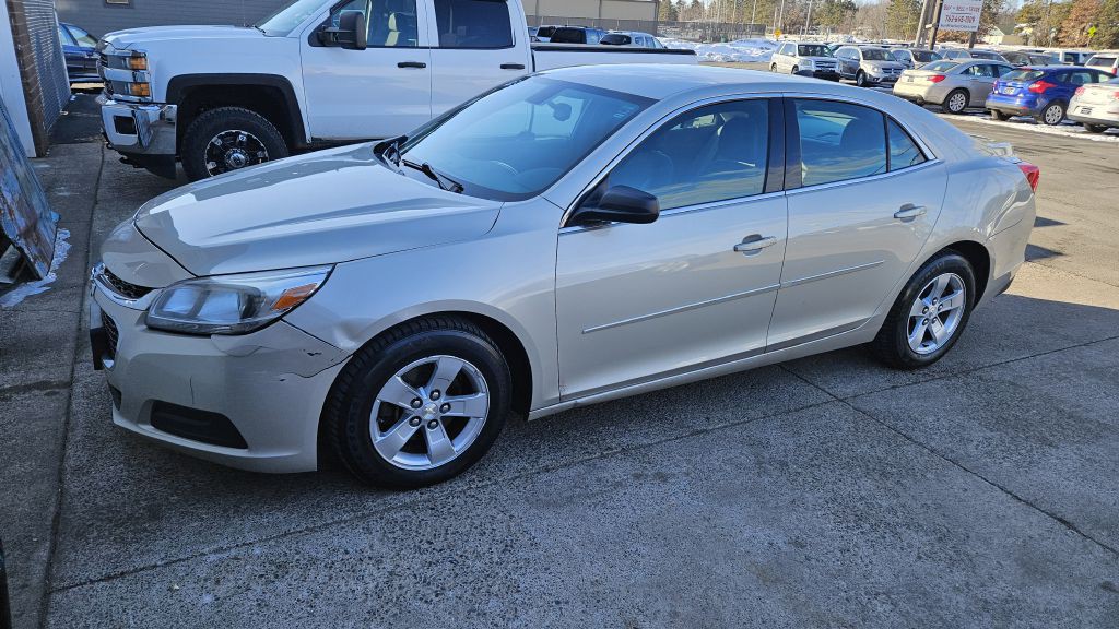 2014 Chevrolet Malibu Image 3