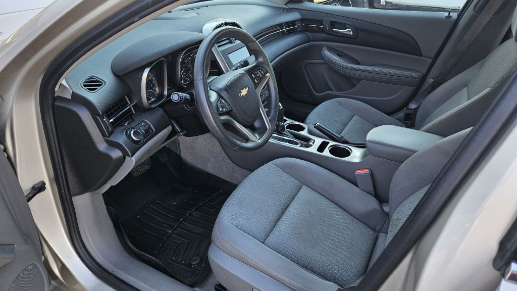 2014 Chevrolet Malibu Image 5