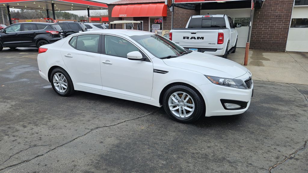 2013 Kia Optima Image 3