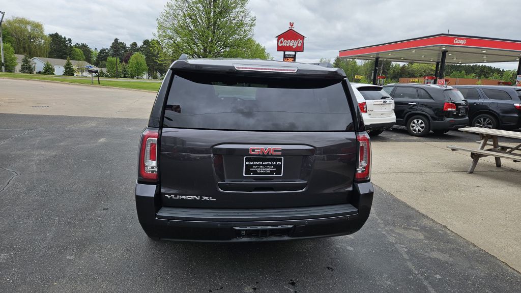 2015 GMC Yukon Image 4