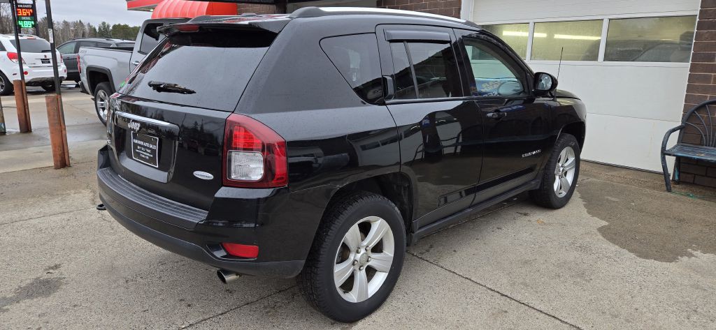 2014 Jeep Compass Image 2