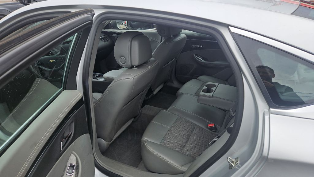 2014 Chevrolet Impala Image 6