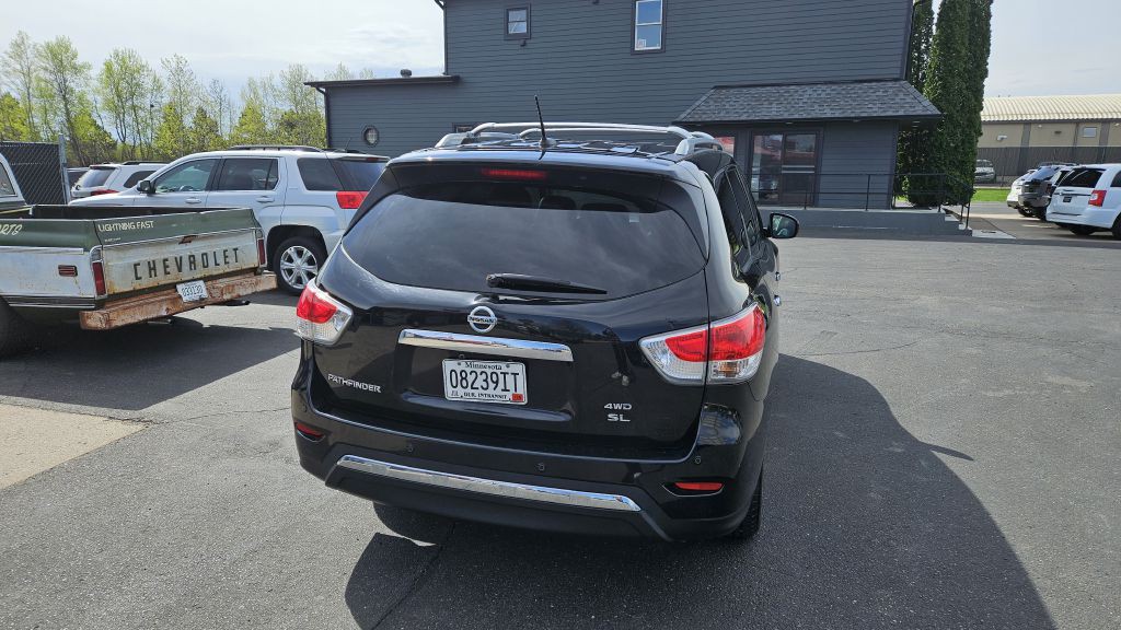 2013 Nissan Pathfinder Image 4