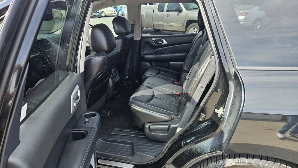 2013 Nissan Pathfinder Image 6