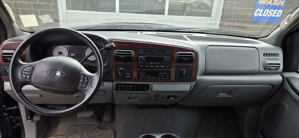 2007 Ford F-350 Image 6