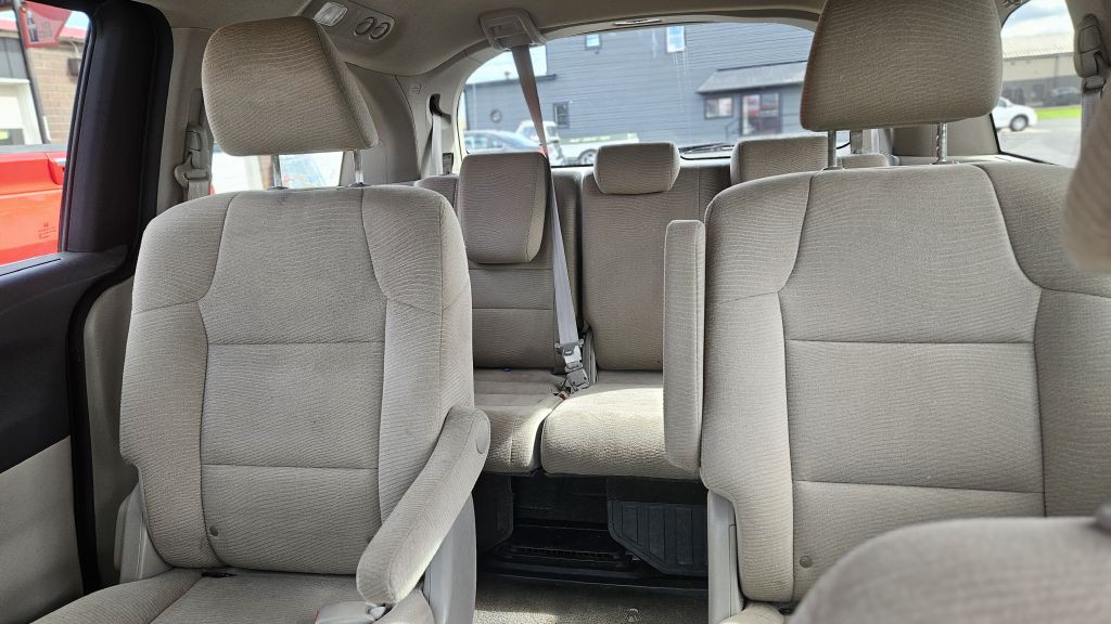 2013 Honda Odyssey Image 6