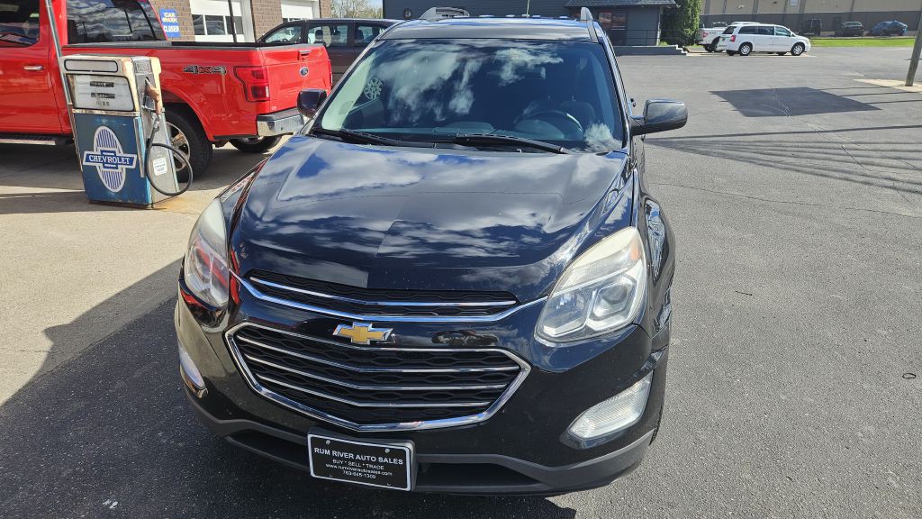 2017 Chevrolet Equinox Image 2