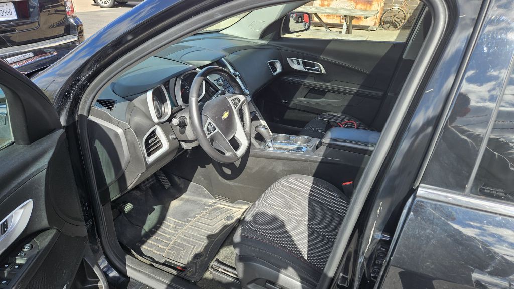 2017 Chevrolet Equinox Image 5