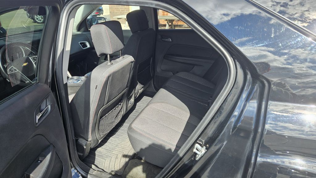 2017 Chevrolet Equinox Image 6