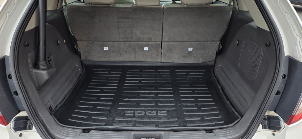 2012 Ford Edge Image 8