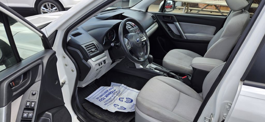 2014 Subaru Forester Image 5