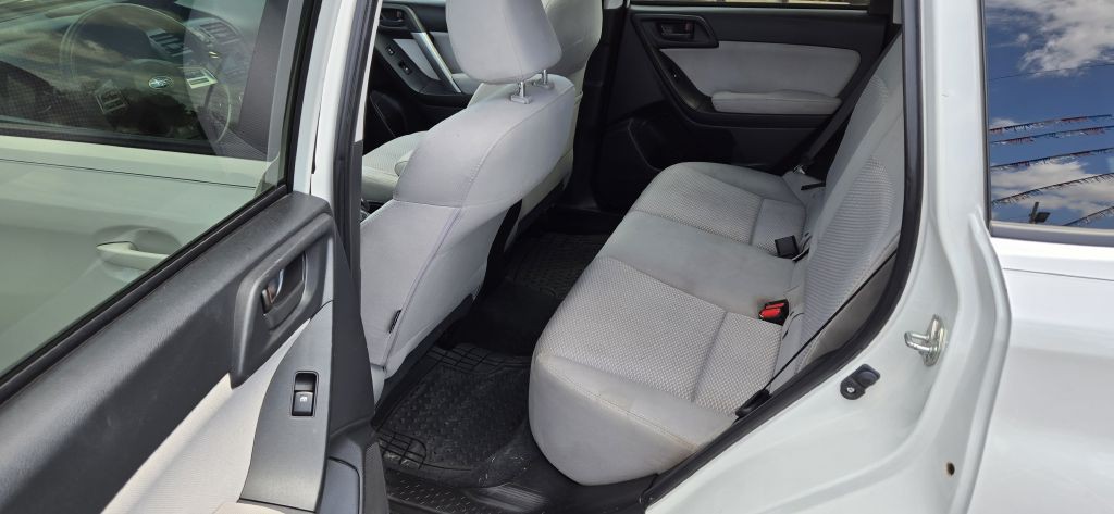 2014 Subaru Forester Image 7