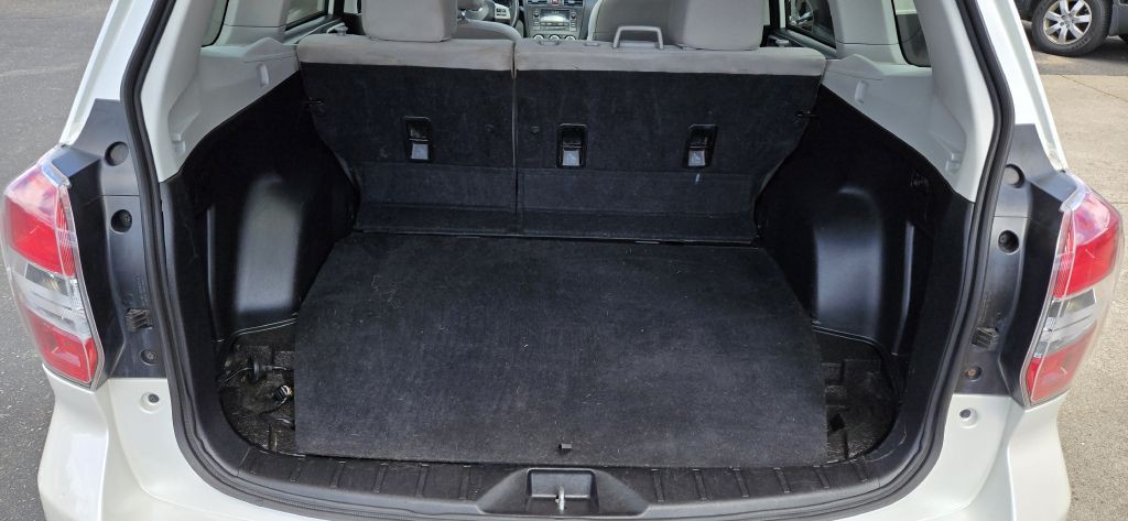 2014 Subaru Forester Image 8