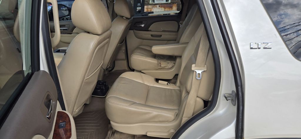 2011 Chevrolet Tahoe Image 7