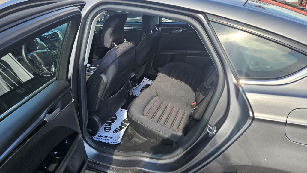 2013 Ford Fusion Image 6