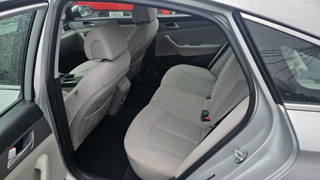 2017 Hyundai Sonata Image 6