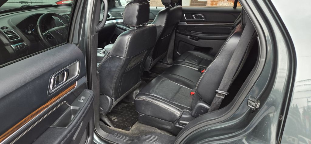 2016 Ford Explorer Image 6