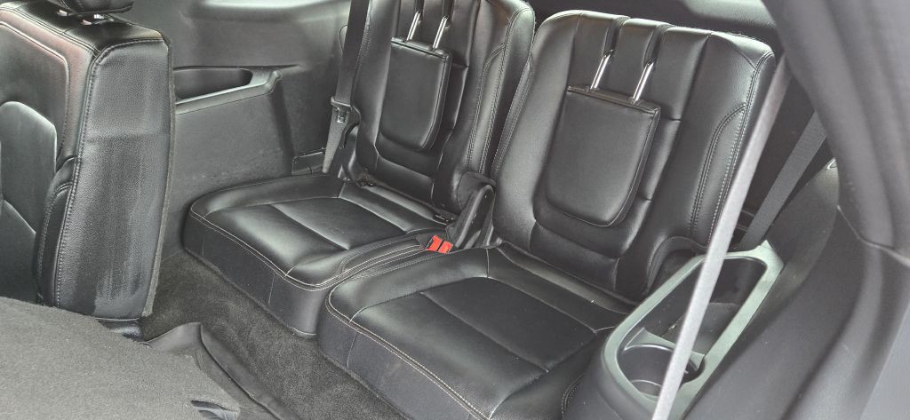 2016 Ford Explorer Image 7