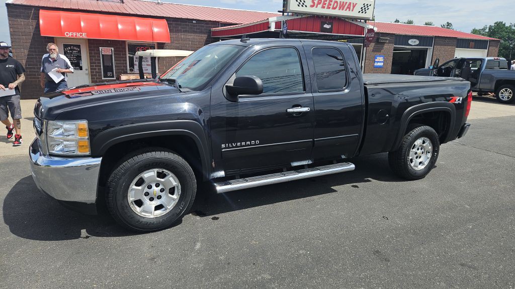 2012 Chevrolet Silverado 1500 Image 3