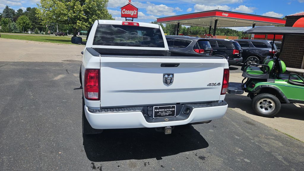 2014 RAM 1500 Image 4