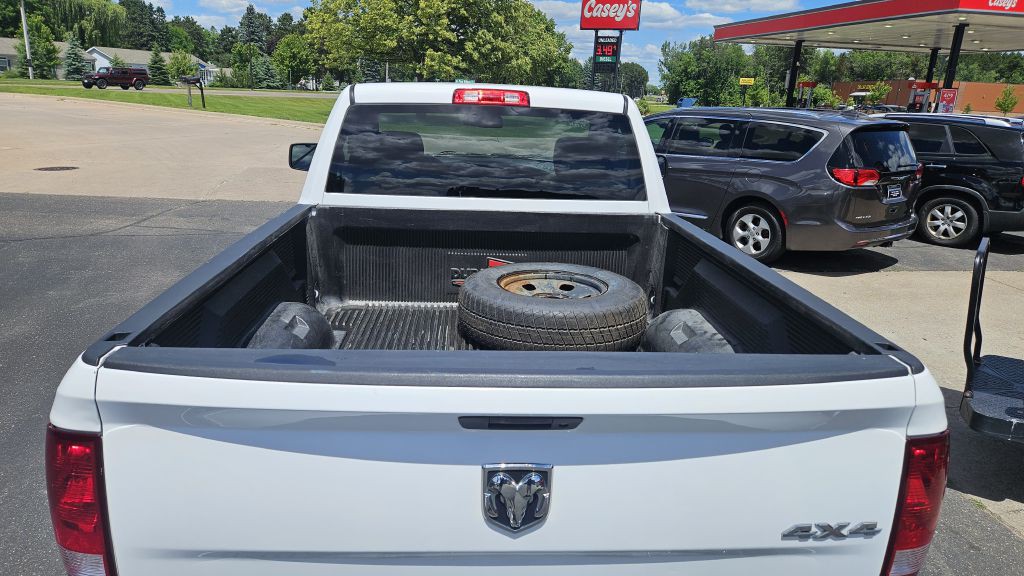 2014 RAM 1500 Image 5
