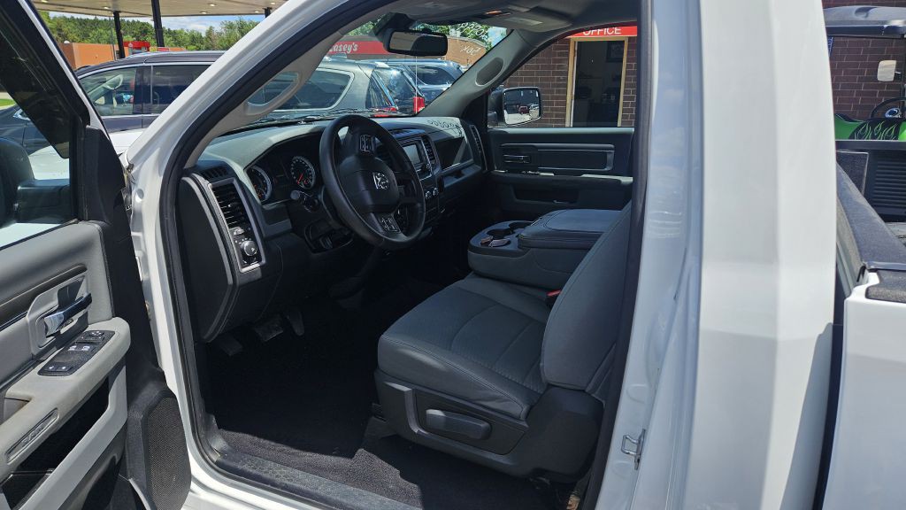 2014 RAM 1500 Image 6