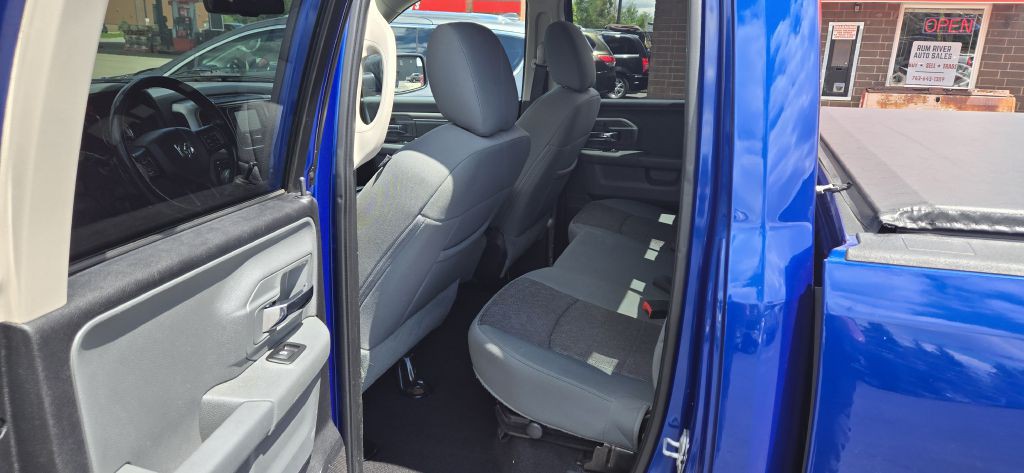 2015 RAM 1500 Image 7