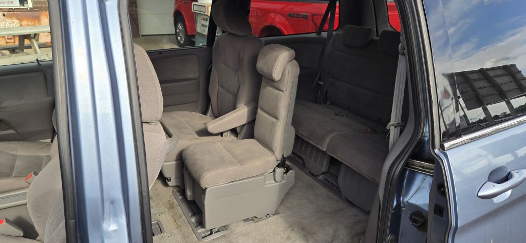 2010 Honda Odyssey Image 6