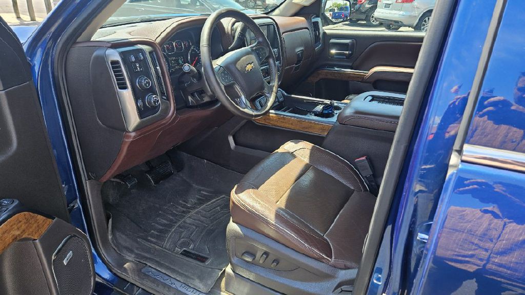 2017 Chevrolet Silverado 1500 Image 5