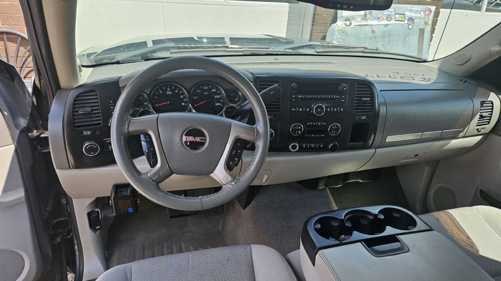 2011 GMC Sierra Image 7