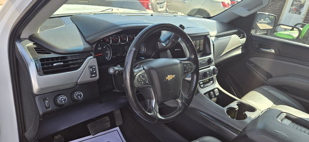 2015 Chevrolet Suburban Image 6