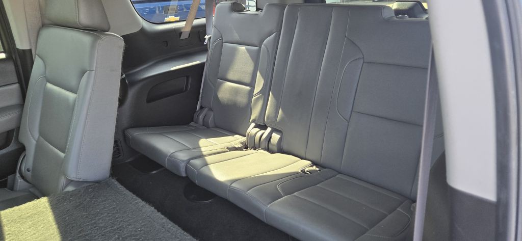 2015 Chevrolet Suburban Image 9