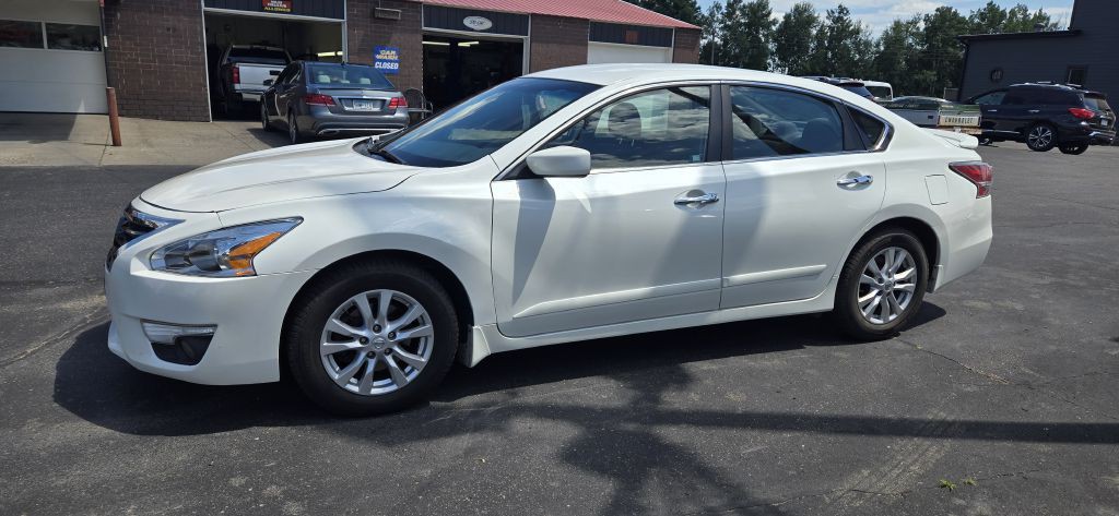 2014 Nissan Altima Image 3