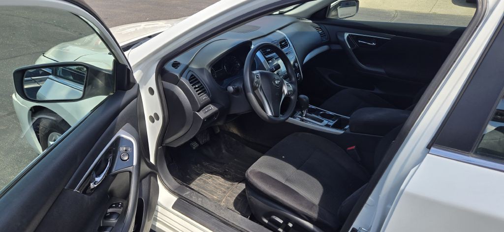 2014 Nissan Altima Image 5