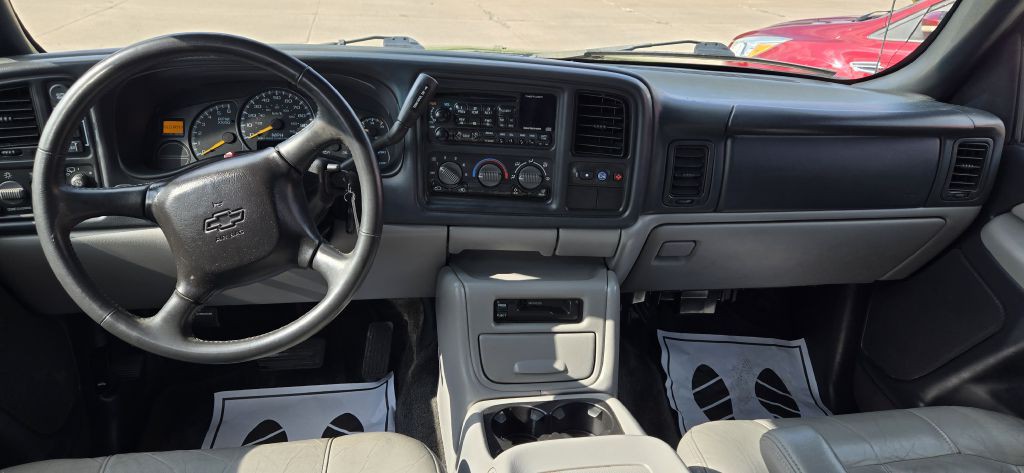 2001 Chevrolet Tahoe Image 5