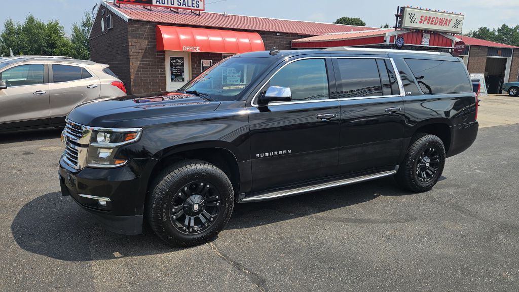 2015 Chevrolet Suburban Image 1