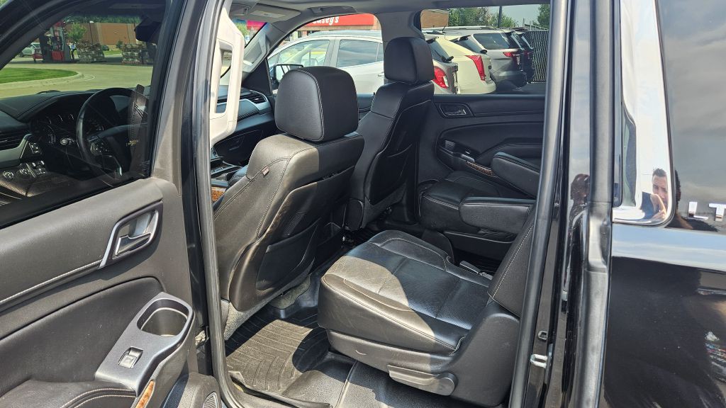 2015 Chevrolet Suburban Image 5