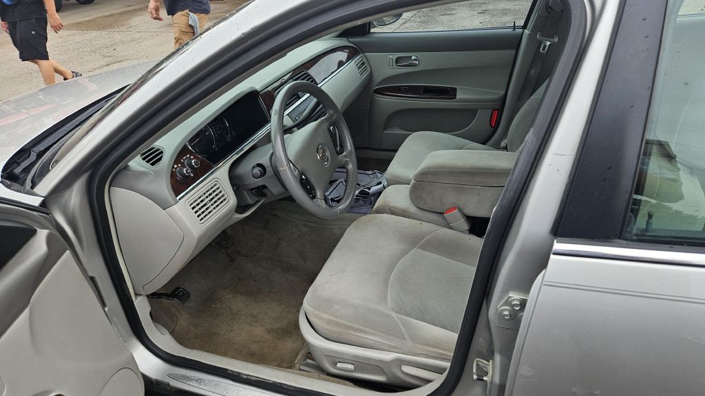 2008 Buick Lacrosse Image 5