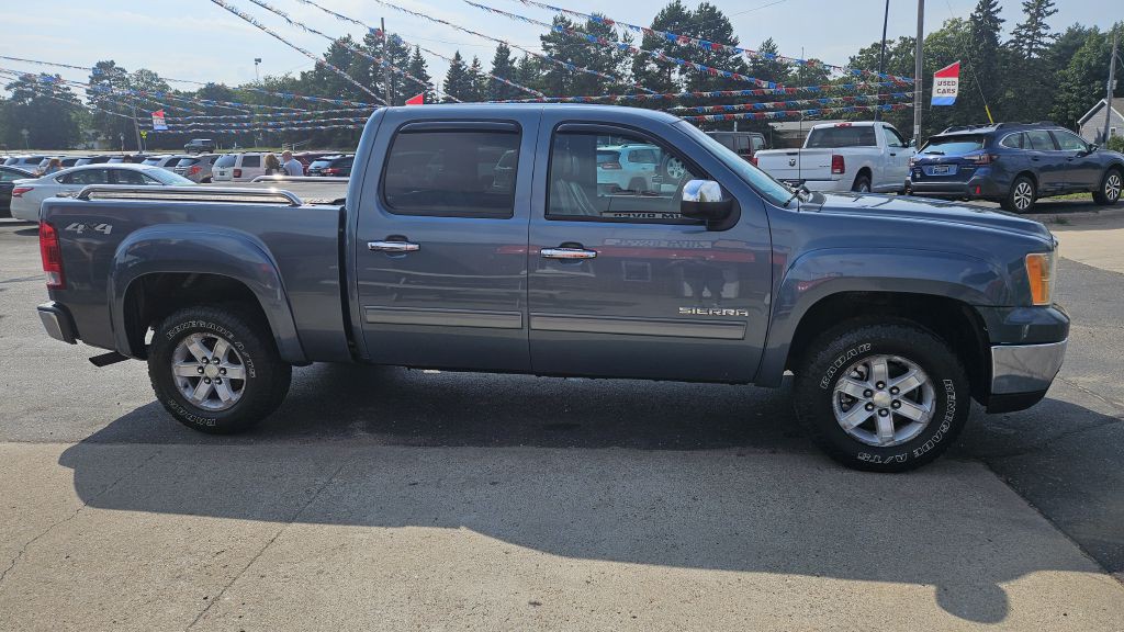 2011 GMC Sierra Image 1