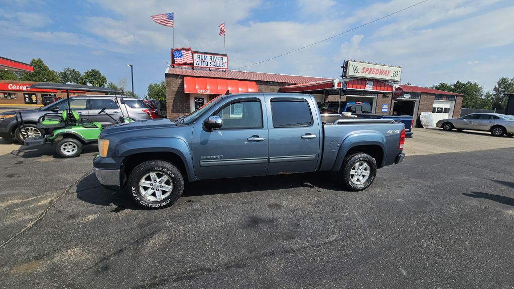 2011 GMC Sierra Image 3