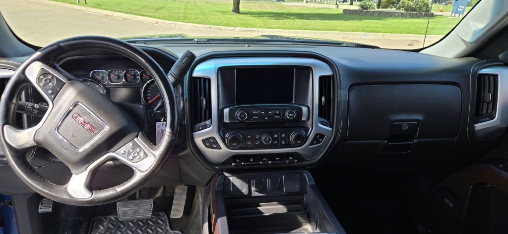 2015 GMC Sierra Image 8