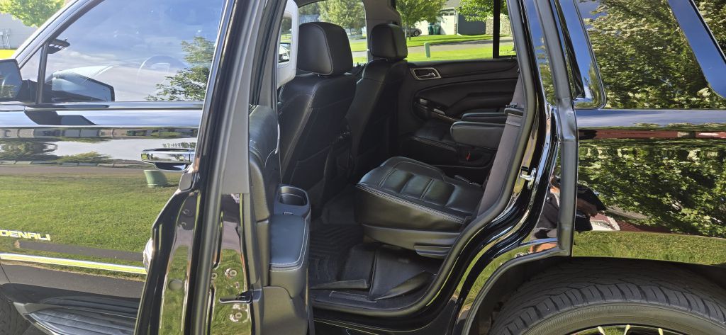 2017 GMC Yukon Image 8