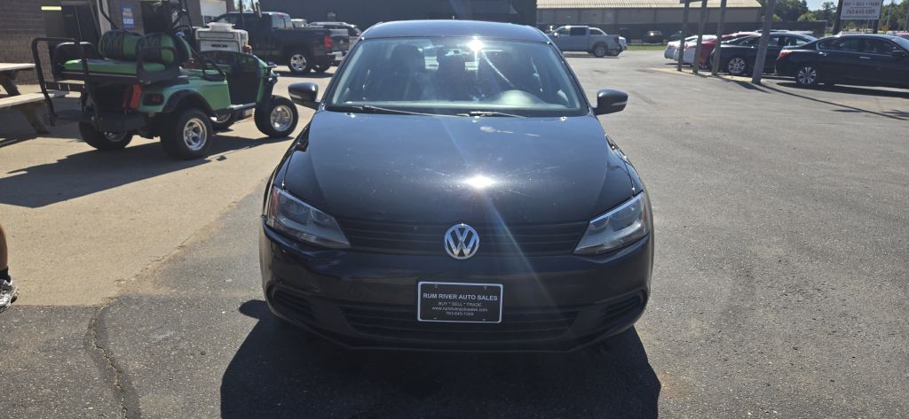 2011 Volkswagen Jetta Image 3