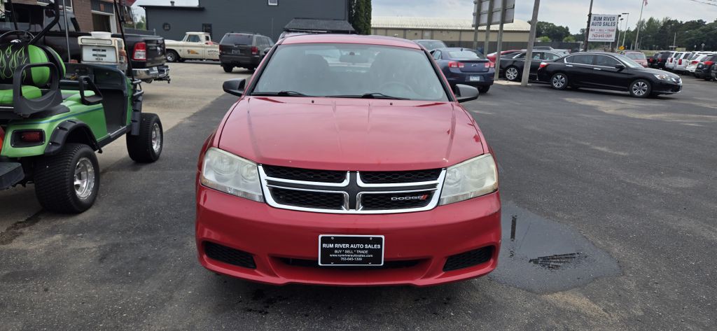 2012 Dodge Avenger Image 2