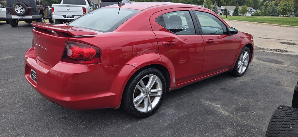 2012 Dodge Avenger Image 5
